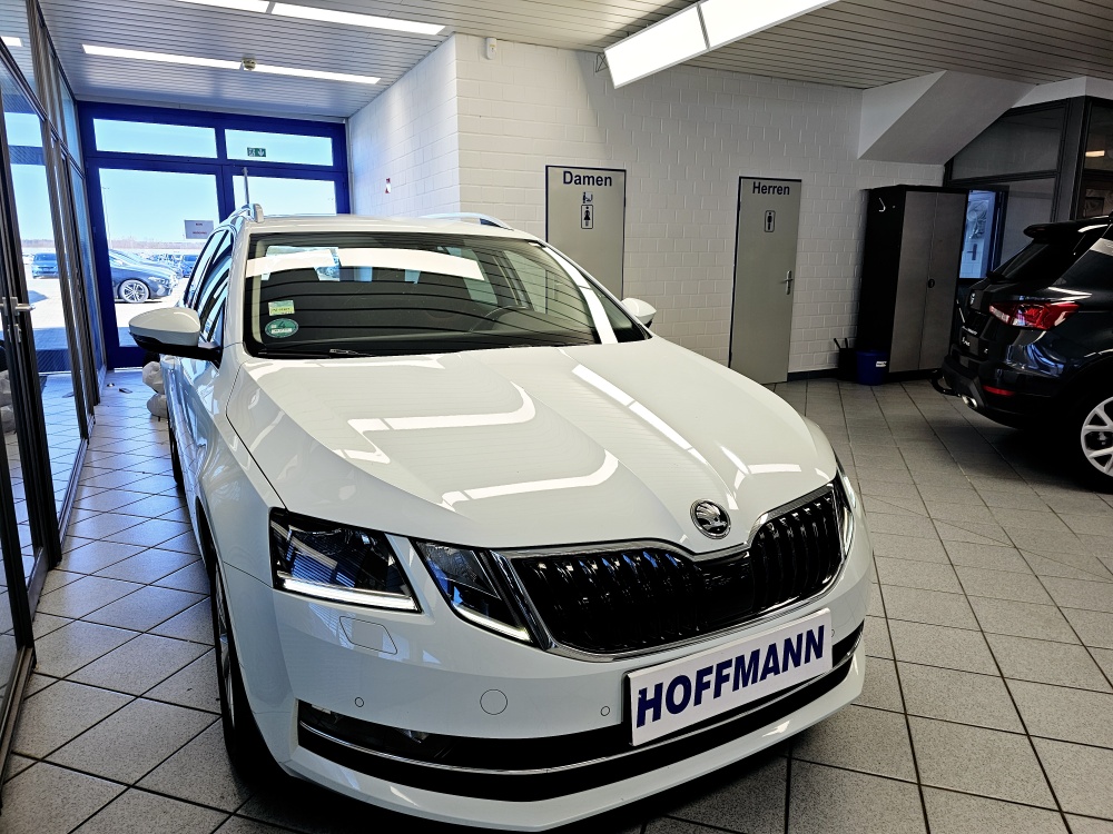 Skoda Octavia Combi  bei Hoffmann Automobile in Wolfsburg kaufen und sofort mitnehmen - Bild 18