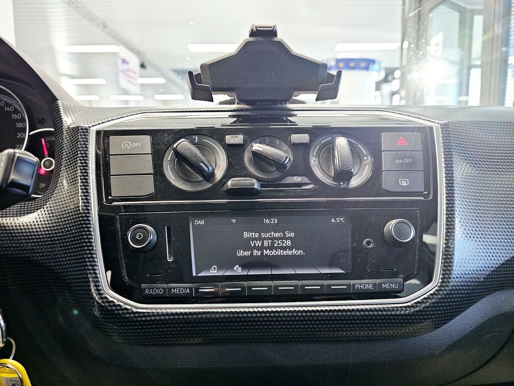 VW up!  bei Hoffmann Automobile in Wolfsburg kaufen und sofort mitnehmen - Bild 9