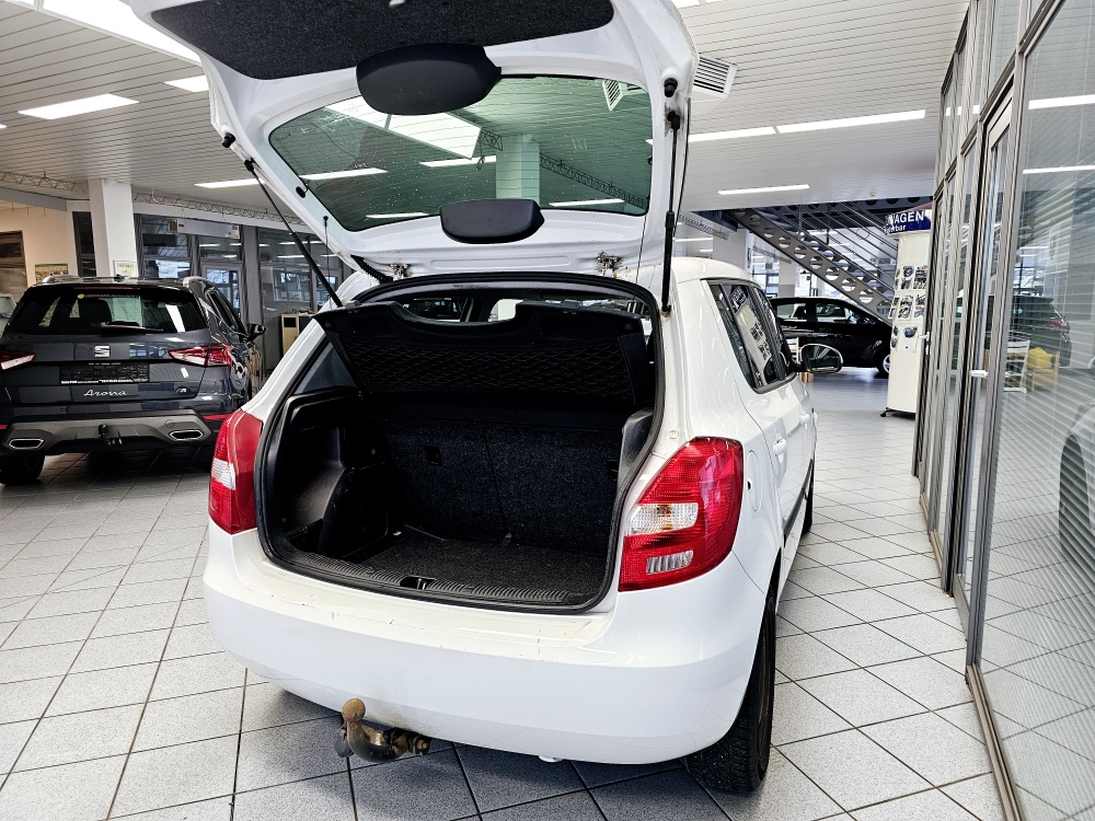 Skoda Fabia  bei Hoffmann Automobile in Wolfsburg kaufen und sofort mitnehmen - Bild 2