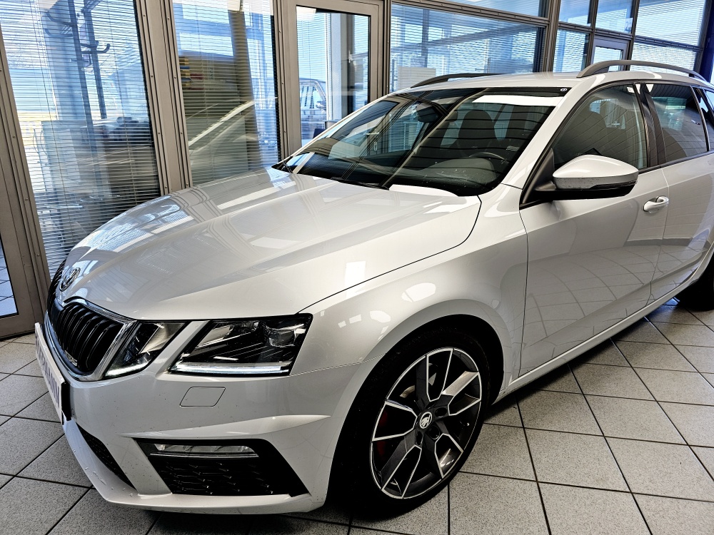 Skoda Octavia Combi  bei Hoffmann Automobile in Wolfsburg kaufen und sofort mitnehmen - Bild 17