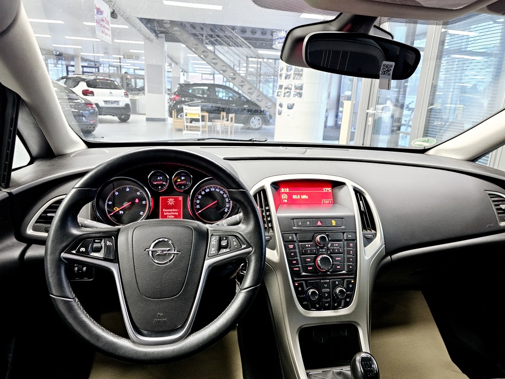 Opel Astra Sports Tourer  bei Hoffmann Automobile in Wolfsburg kaufen und sofort mitnehmen - Bild 10