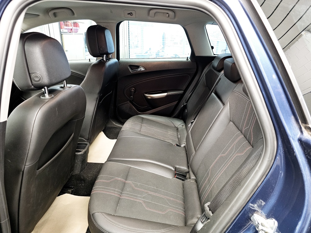 Opel Astra Sports Tourer  bei Hoffmann Automobile in Wolfsburg kaufen und sofort mitnehmen - Bild 5