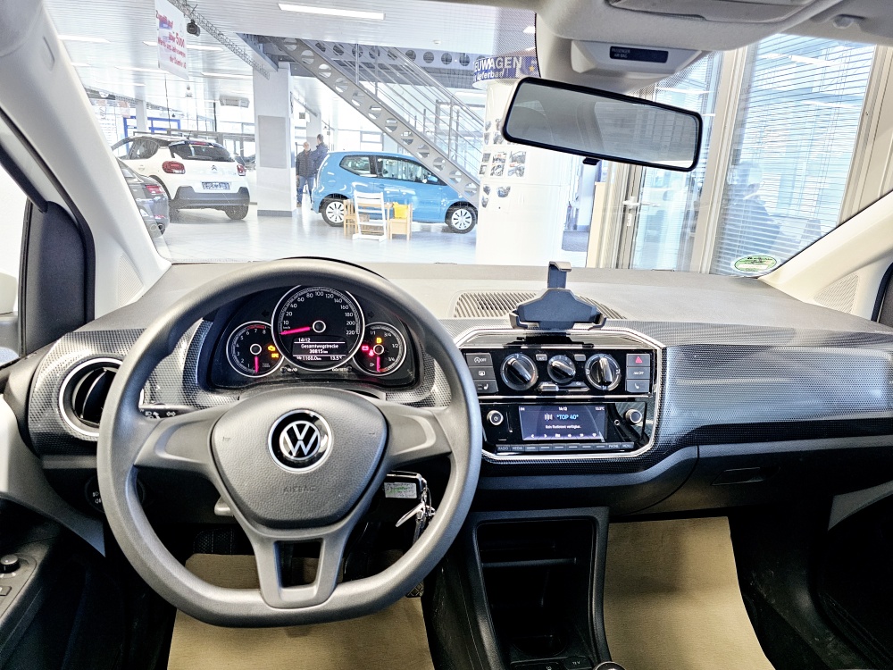 VW up!  bei Hoffmann Automobile in Wolfsburg kaufen und sofort mitnehmen - Bild 11