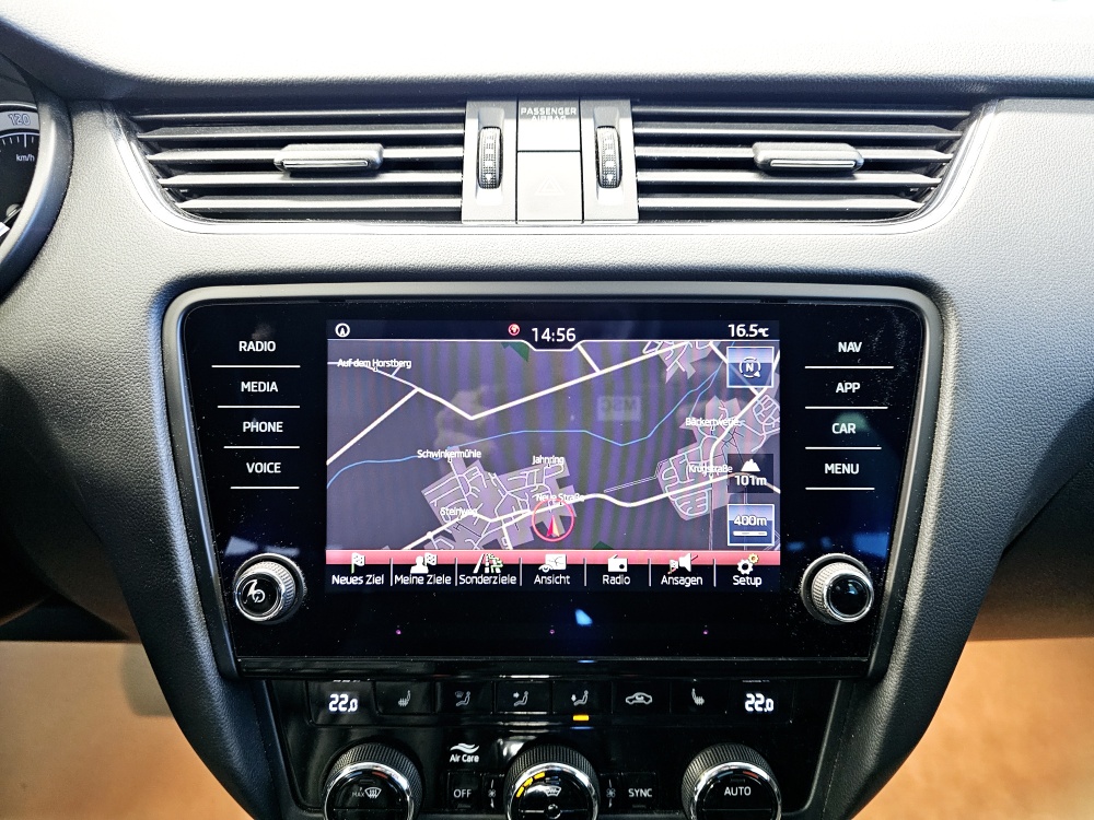 Skoda Octavia Combi  bei Hoffmann Automobile in Wolfsburg kaufen und sofort mitnehmen - Bild 10