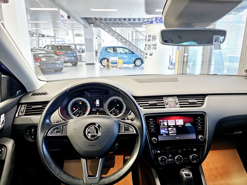 Skoda Octavia Combi  bei Hoffmann Automobile in Wolfsburg kaufen und sofort mitnehmen - Bild 15