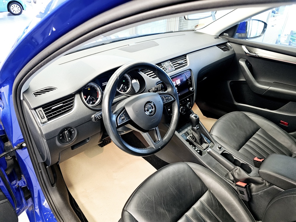 Skoda Octavia Combi  bei Hoffmann Automobile in Wolfsburg kaufen und sofort mitnehmen - Bild 16