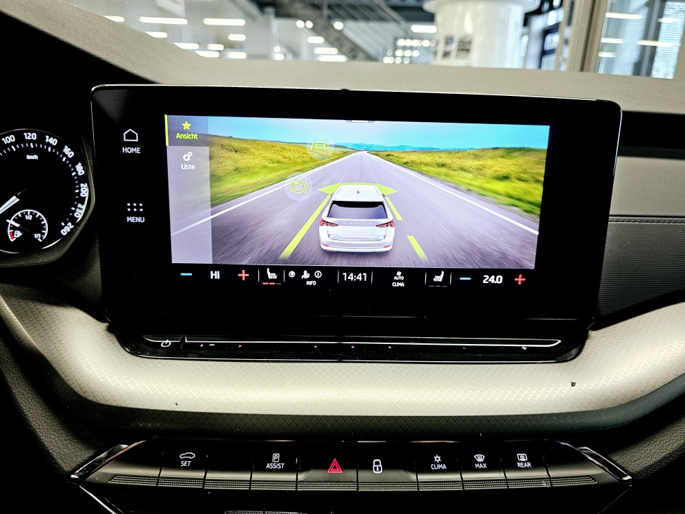 Skoda Octavia Combi  bei Hoffmann Automobile in Wolfsburg kaufen und sofort mitnehmen - Bild 10