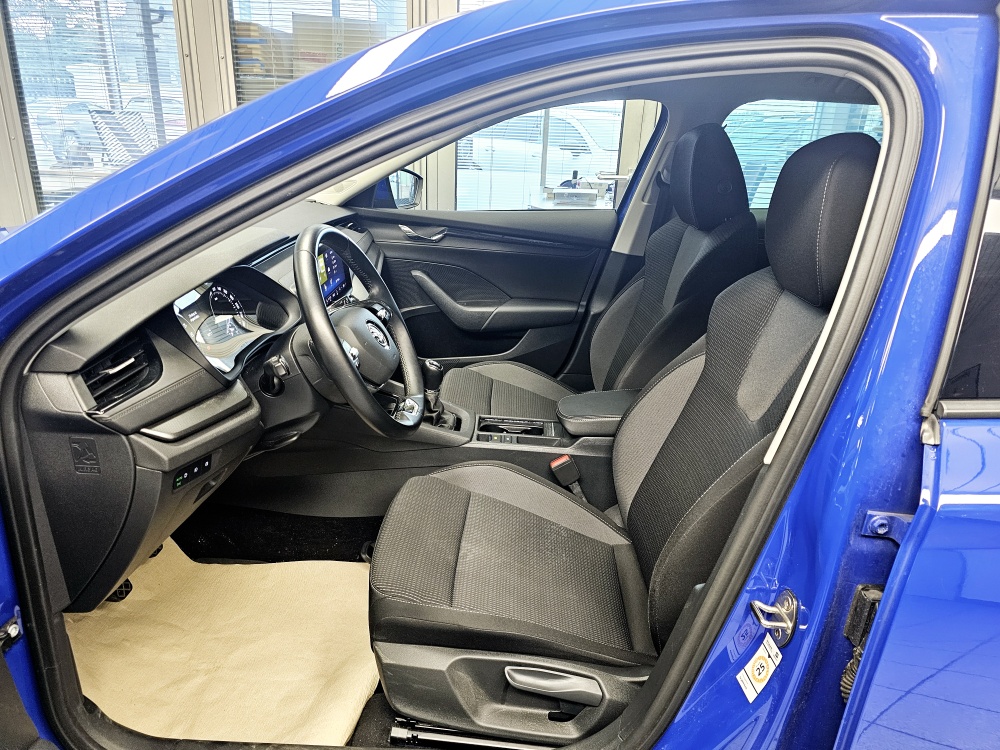 Skoda Octavia Combi  bei Hoffmann Automobile in Wolfsburg kaufen und sofort mitnehmen - Bild 17