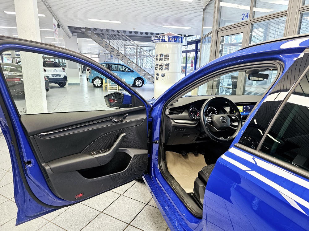 Skoda Octavia Combi  bei Hoffmann Automobile in Wolfsburg kaufen und sofort mitnehmen - Bild 18