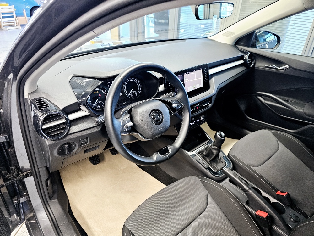 Skoda Fabia  bei Hoffmann Automobile in Wolfsburg kaufen und sofort mitnehmen - Bild 16