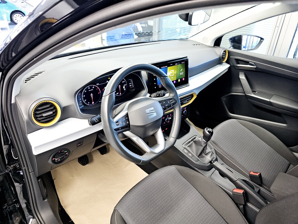 Seat Ibiza  bei Hoffmann Automobile in Wolfsburg kaufen und sofort mitnehmen - Bild 18