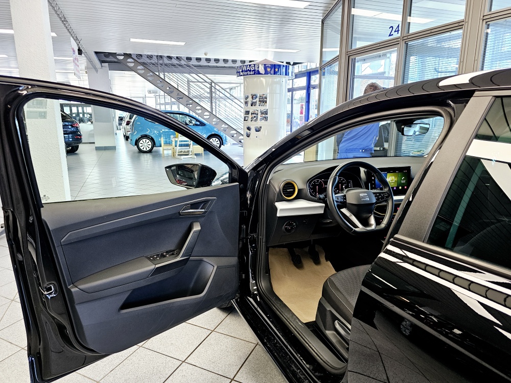 Seat Ibiza  bei Hoffmann Automobile in Wolfsburg kaufen und sofort mitnehmen - Bild 20