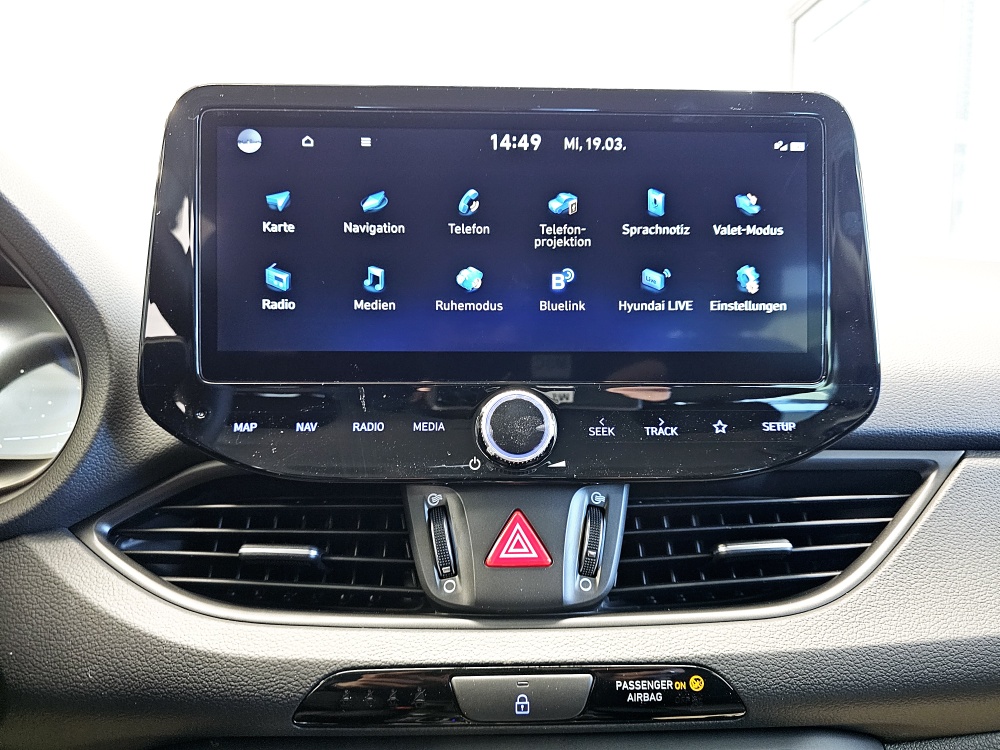 Hyundai i30 Kombi  bei Hoffmann Automobile in Wolfsburg kaufen und sofort mitnehmen - Bild 11