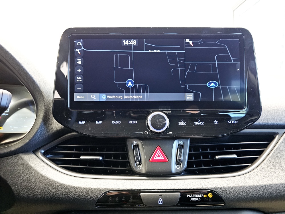 Hyundai i30 Kombi  bei Hoffmann Automobile in Wolfsburg kaufen und sofort mitnehmen - Bild 9