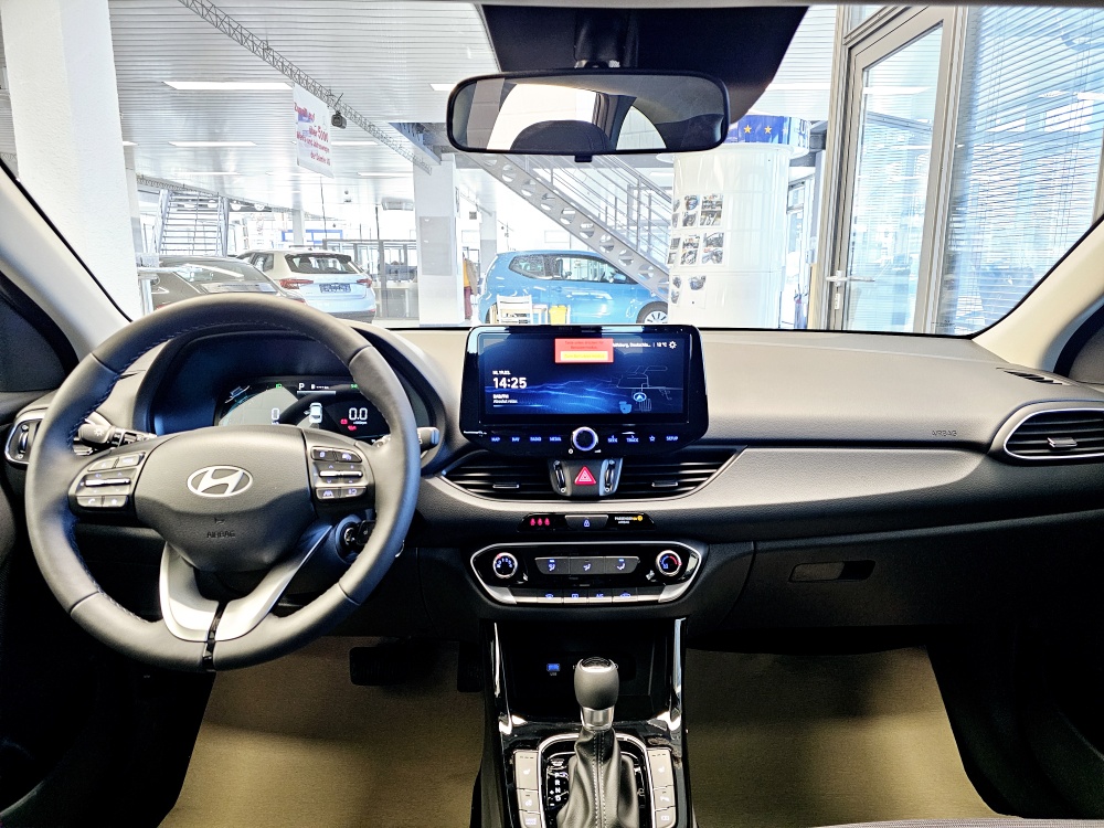 Hyundai i30 Kombi  bei Hoffmann Automobile in Wolfsburg kaufen und sofort mitnehmen - Bild 5