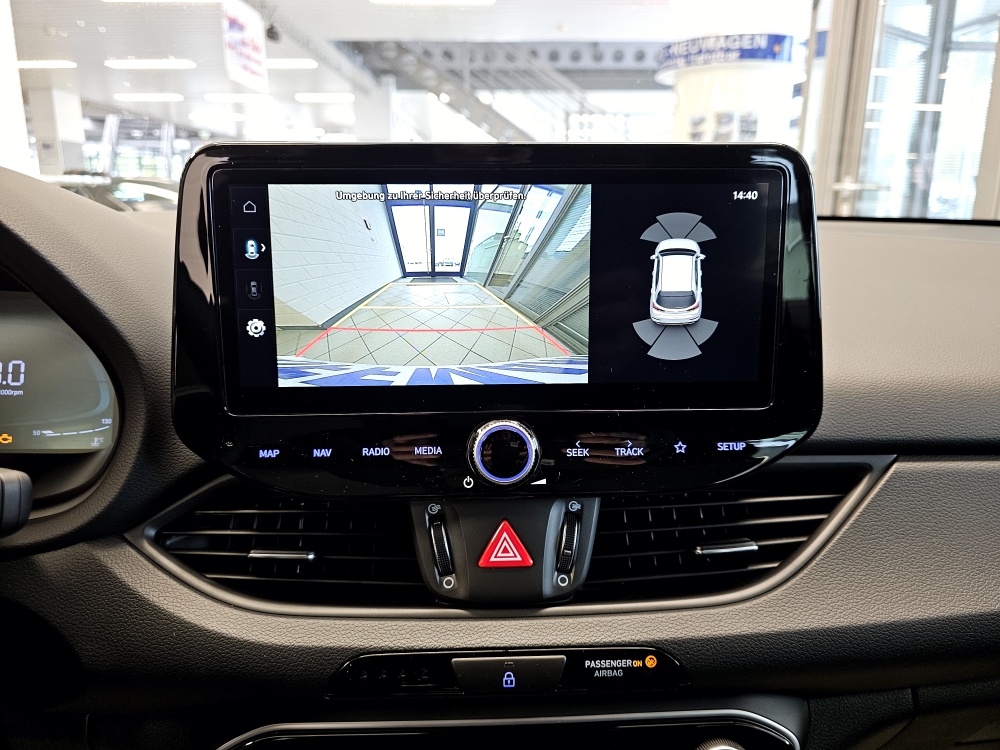 Hyundai i30  bei Hoffmann Automobile in Wolfsburg kaufen und sofort mitnehmen - Bild 12