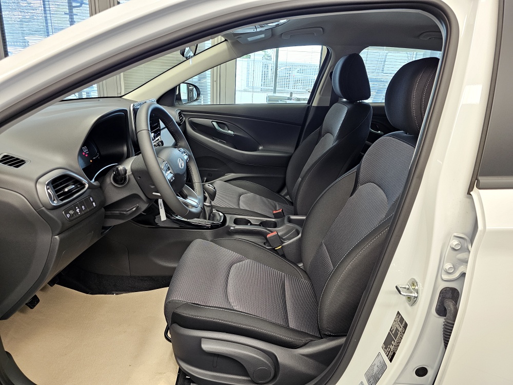 Hyundai i30  bei Hoffmann Automobile in Wolfsburg kaufen und sofort mitnehmen - Bild 16