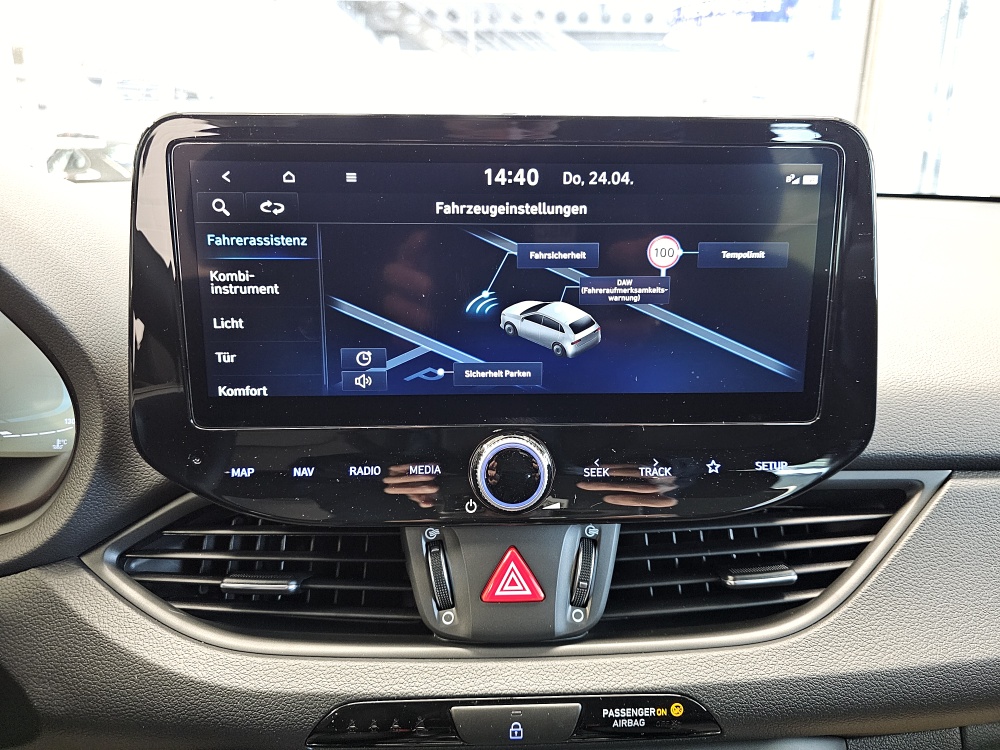 Hyundai i30  bei Hoffmann Automobile in Wolfsburg kaufen und sofort mitnehmen - Bild 9