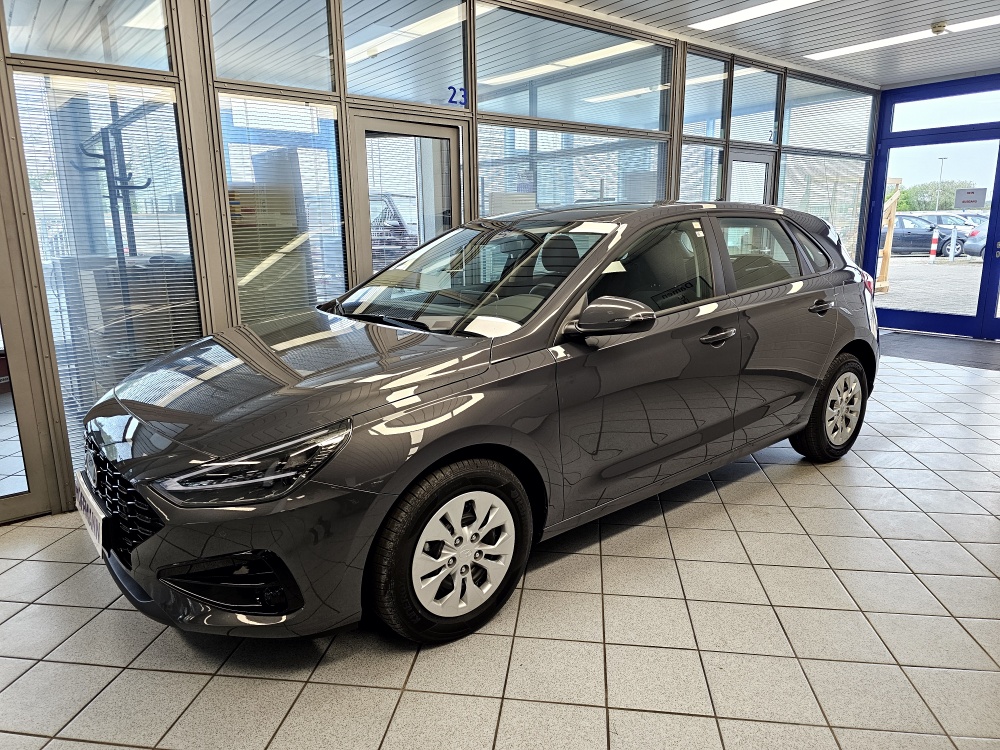 Hyundai i30  für nur 22.250,- € bei Hoffmann Automobile in Wolfsburg kaufen und sofort mitnehmen