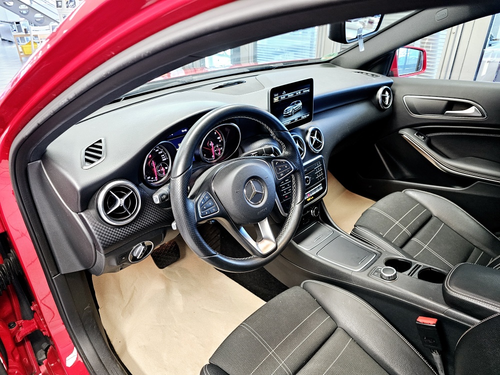 Mercedes-Benz A 200  bei Hoffmann Automobile in Wolfsburg kaufen und sofort mitnehmen - Bild 12