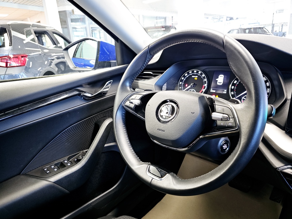 Skoda Octavia Combi  bei Hoffmann Automobile in Wolfsburg kaufen und sofort mitnehmen - Bild 14