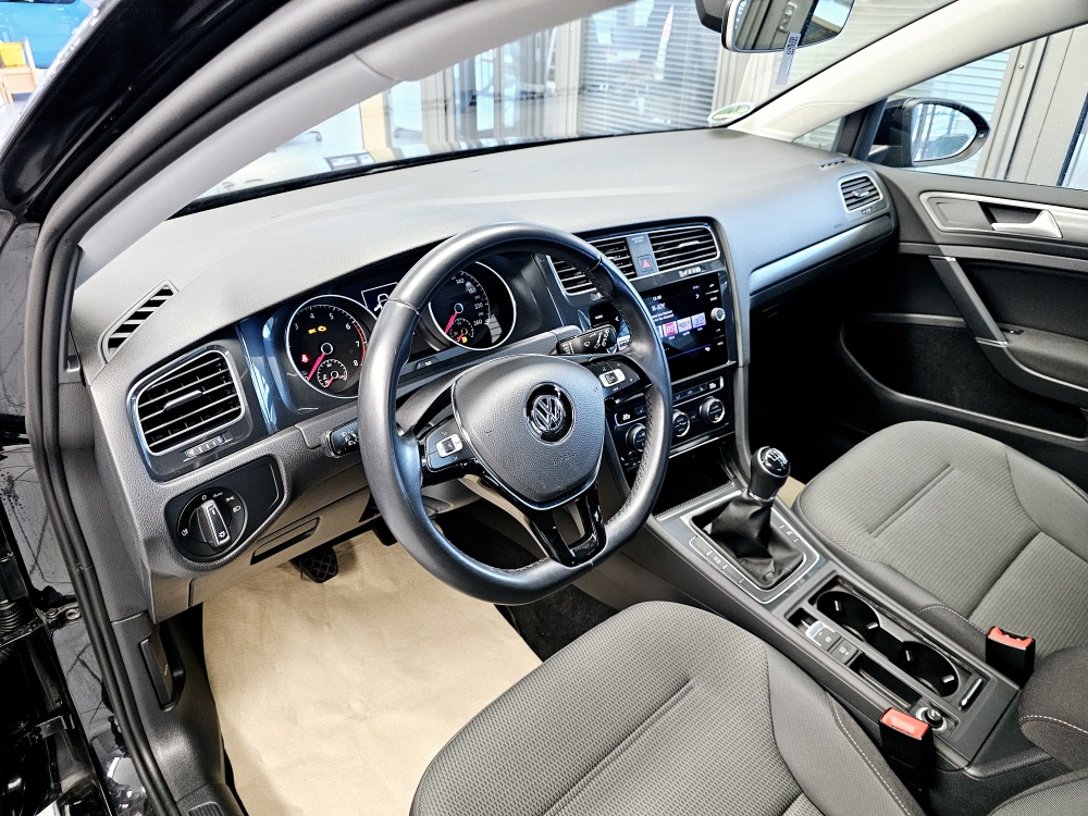 VW Golf  bei Hoffmann Automobile in Wolfsburg kaufen und sofort mitnehmen - Bild 14