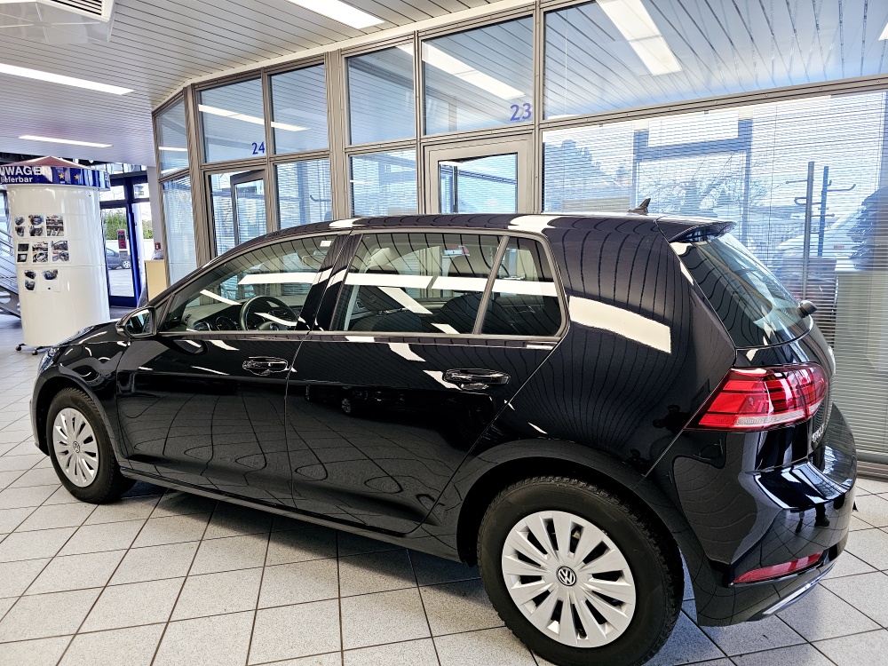 VW Golf  bei Hoffmann Automobile in Wolfsburg kaufen und sofort mitnehmen - Bild 17