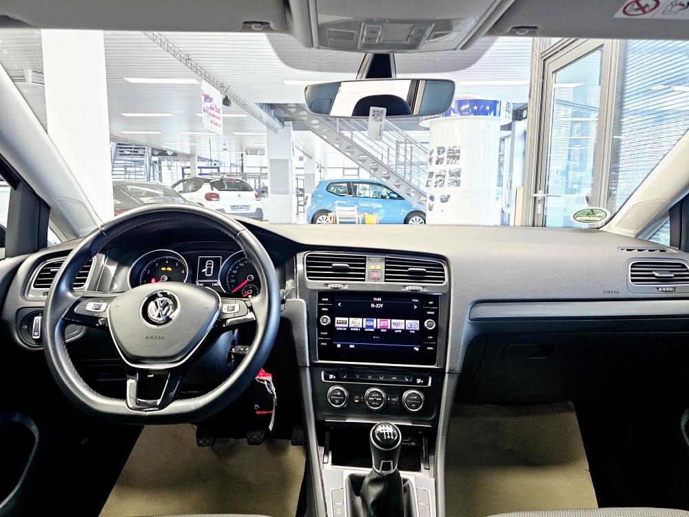 VW Golf  bei Hoffmann Automobile in Wolfsburg kaufen und sofort mitnehmen - Bild 6