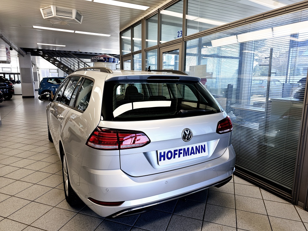 VW Golf Variant  bei Hoffmann Automobile in Wolfsburg kaufen und sofort mitnehmen - Bild 4