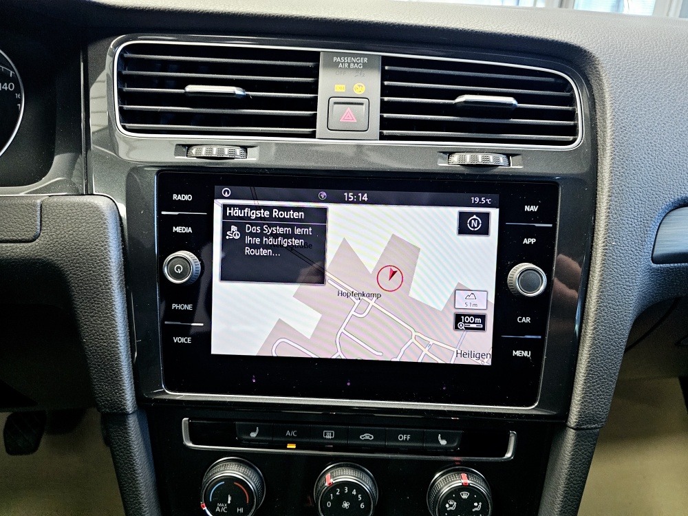 VW Golf Variant  bei Hoffmann Automobile in Wolfsburg kaufen und sofort mitnehmen - Bild 8
