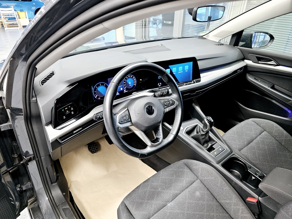 VW Golf Variant  bei Hoffmann Automobile in Wolfsburg kaufen und sofort mitnehmen - Bild 18