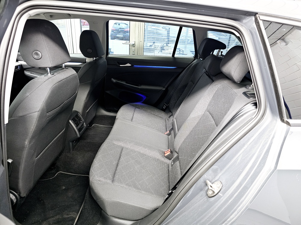 VW Golf Variant  bei Hoffmann Automobile in Wolfsburg kaufen und sofort mitnehmen - Bild 5
