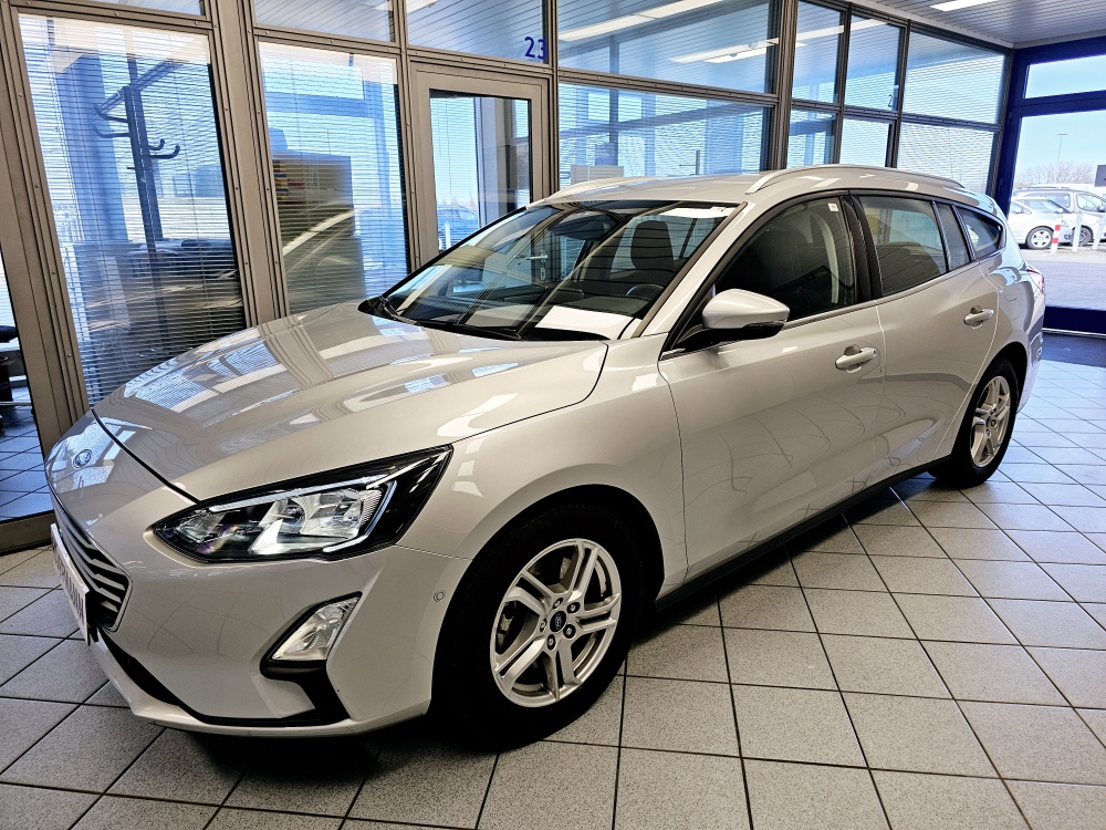 Ford Focus Turnier Cool & Connect für nur 18.900,- € bei Hoffmann Automobile in Wolfsburg kaufen und sofort mitnehmen