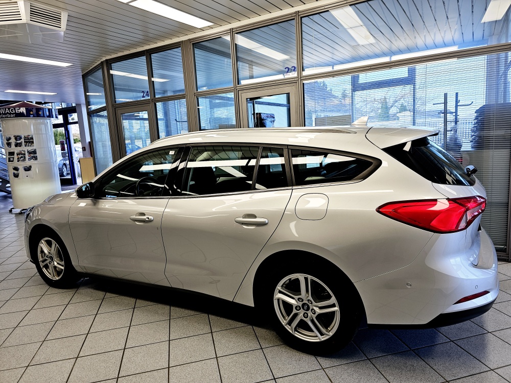 Ford Focus Turnier  bei Hoffmann Automobile in Wolfsburg kaufen und sofort mitnehmen - Bild 12