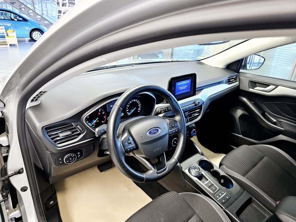 Ford Focus Turnier  bei Hoffmann Automobile in Wolfsburg kaufen und sofort mitnehmen - Bild 9