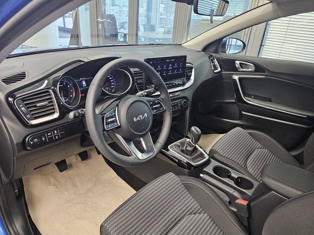 Kia Ceed  bei Hoffmann Automobile in Wolfsburg kaufen und sofort mitnehmen - Bild 15