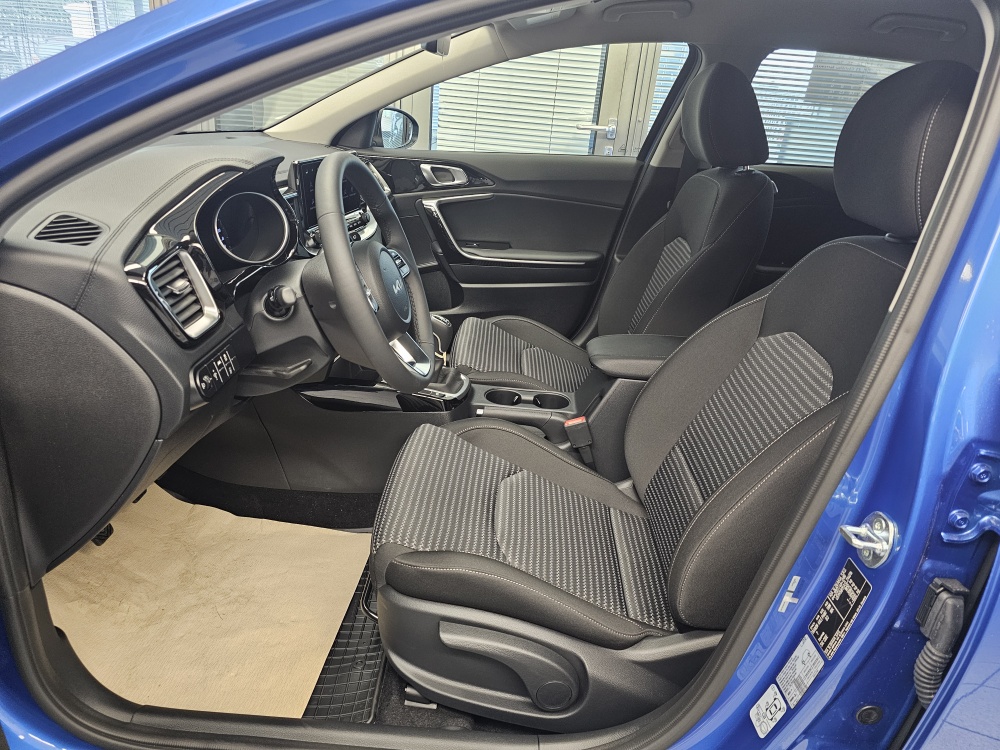Kia Ceed  bei Hoffmann Automobile in Wolfsburg kaufen und sofort mitnehmen - Bild 16
