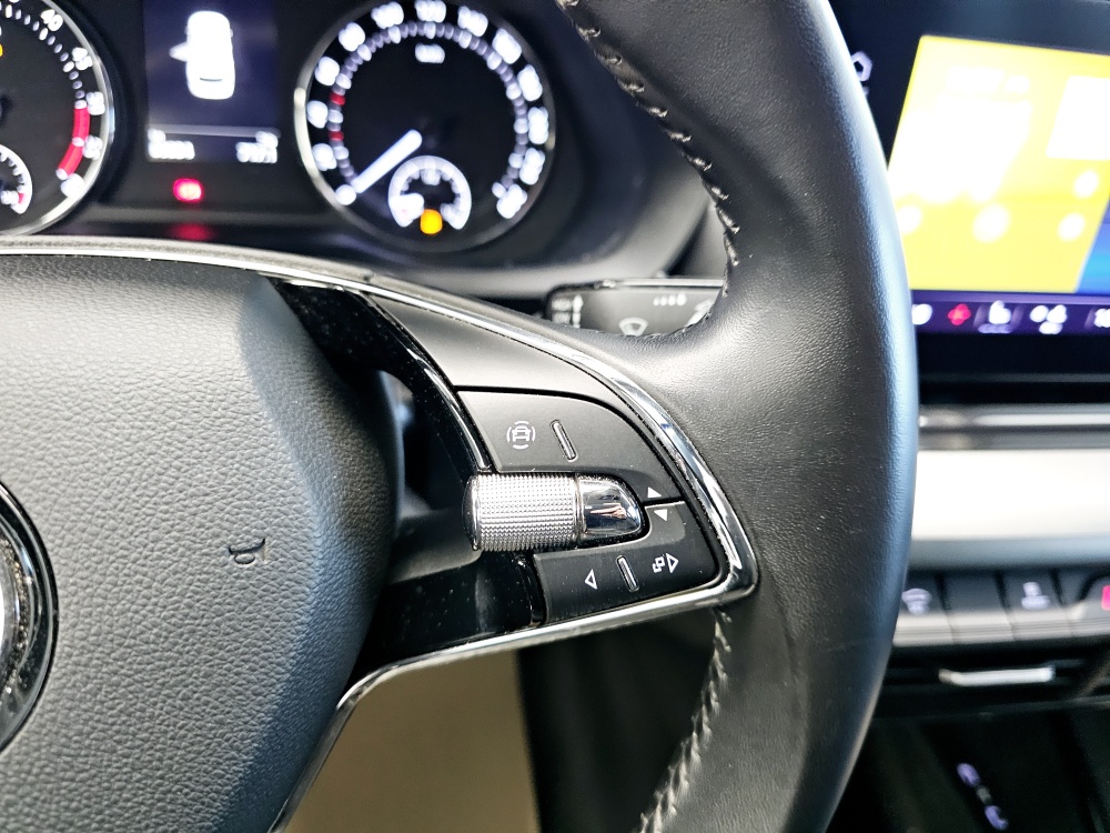 Skoda Octavia Combi  bei Hoffmann Automobile in Wolfsburg kaufen und sofort mitnehmen - Bild 16