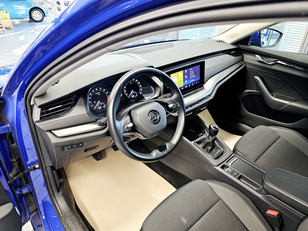 Skoda Octavia Combi  bei Hoffmann Automobile in Wolfsburg kaufen und sofort mitnehmen - Bild 18