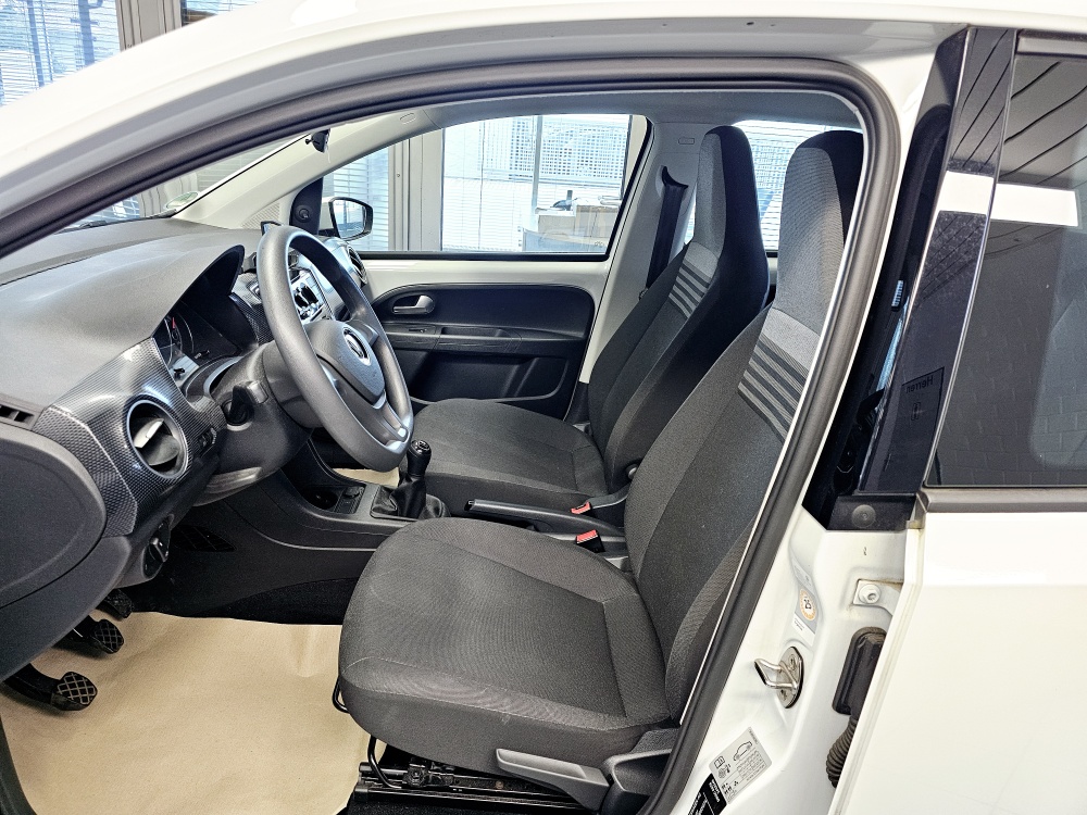 VW up!  bei Hoffmann Automobile in Wolfsburg kaufen und sofort mitnehmen - Bild 10
