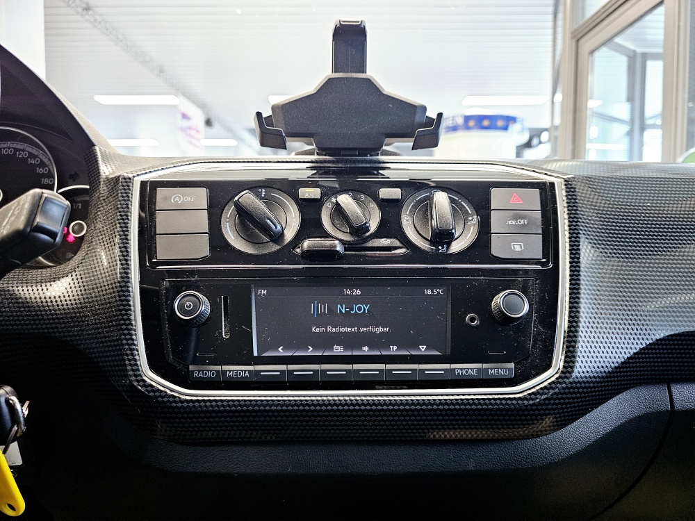 VW up!  bei Hoffmann Automobile in Wolfsburg kaufen und sofort mitnehmen - Bild 7