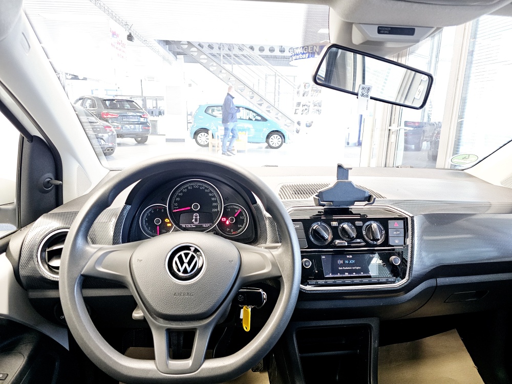 VW up!  bei Hoffmann Automobile in Wolfsburg kaufen und sofort mitnehmen - Bild 9