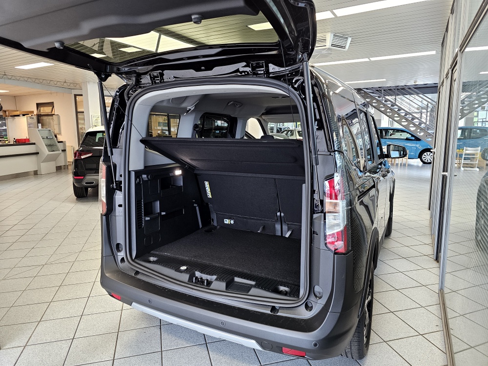 Ford Tourneo Courier  bei Hoffmann Automobile in Wolfsburg kaufen und sofort mitnehmen - Bild 2