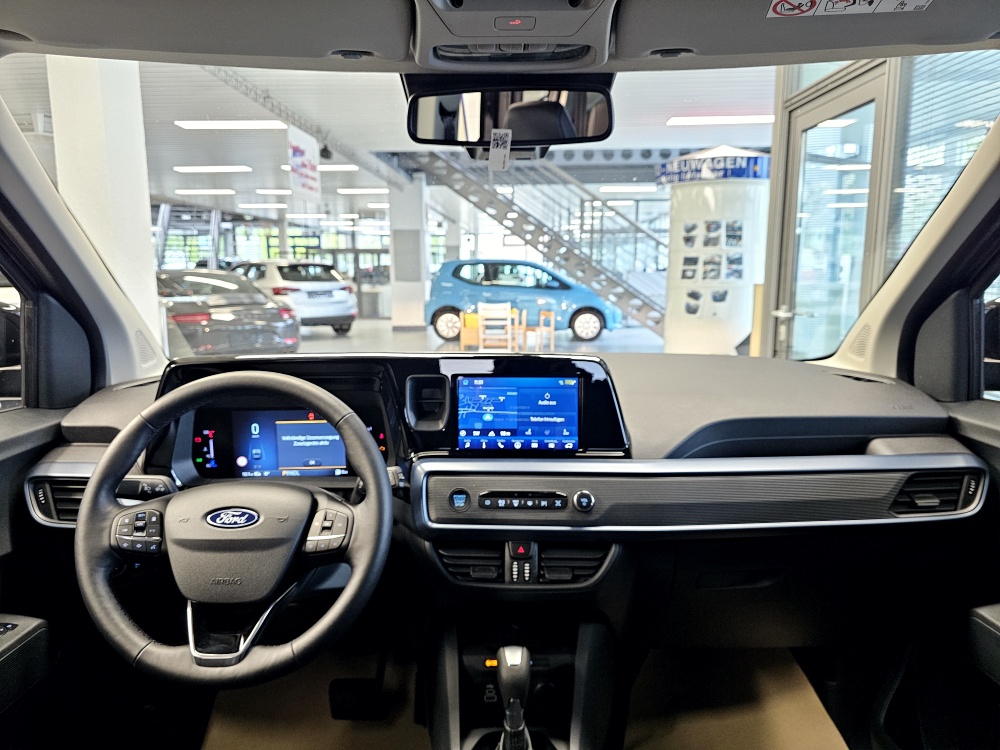 Ford Tourneo Courier  bei Hoffmann Automobile in Wolfsburg kaufen und sofort mitnehmen - Bild 5
