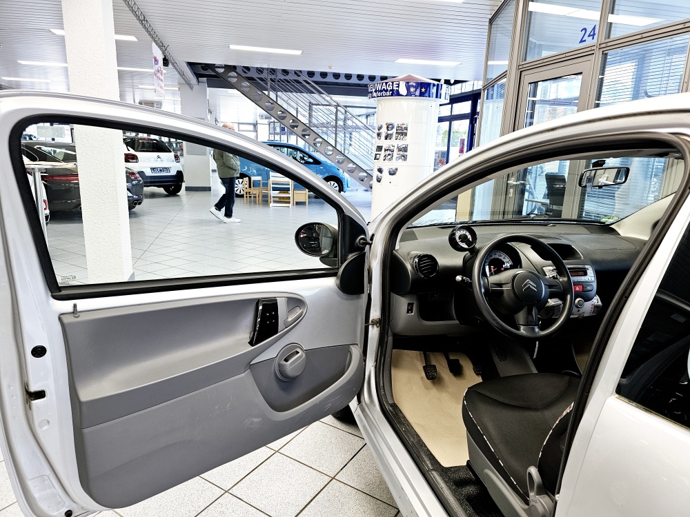 Citroen C1  bei Hoffmann Automobile in Wolfsburg kaufen und sofort mitnehmen - Bild 11
