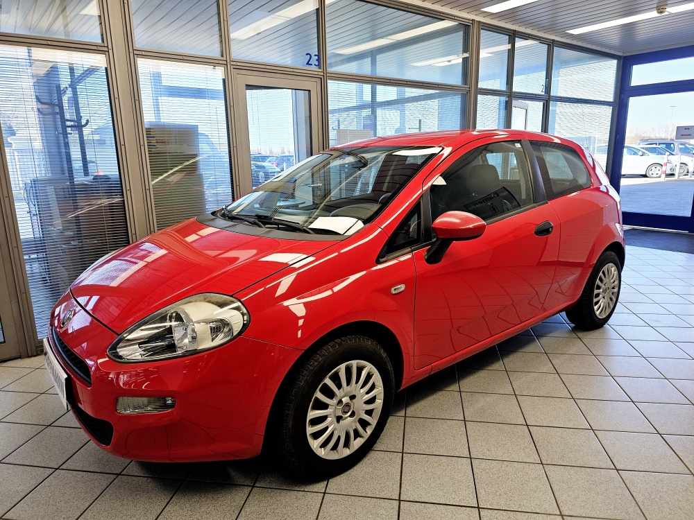 Fiat Punto  für nur 4.700,- € bei Hoffmann Automobile in Wolfsburg kaufen und sofort mitnehmen