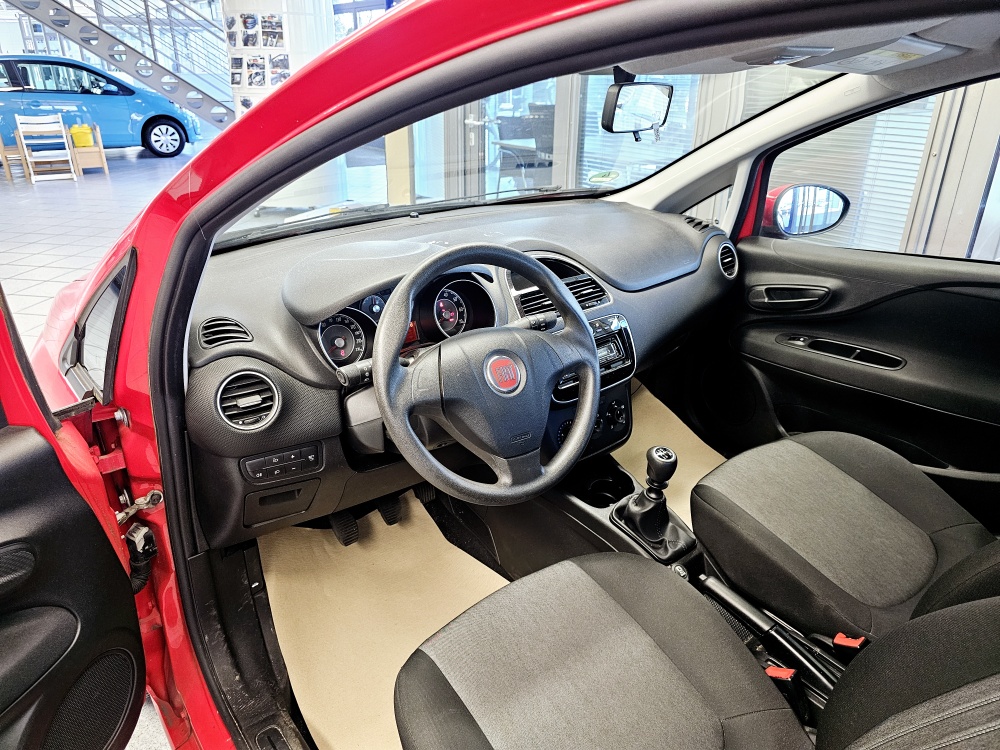 Fiat Punto  bei Hoffmann Automobile in Wolfsburg kaufen und sofort mitnehmen - Bild 9