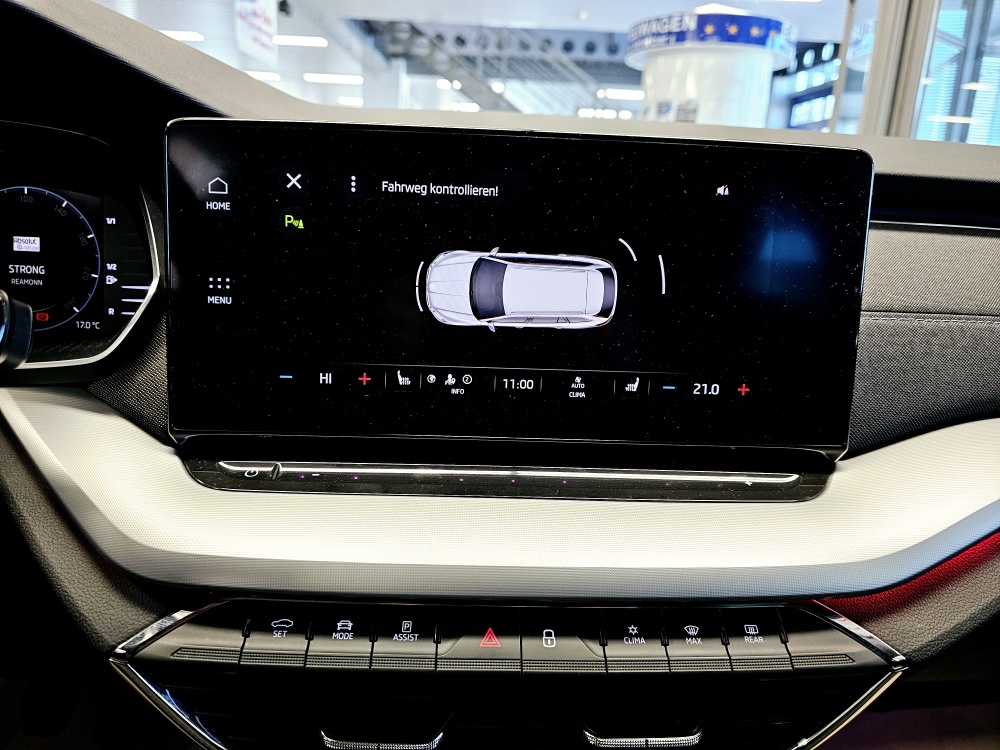 Skoda Octavia Combi  bei Hoffmann Automobile in Wolfsburg kaufen und sofort mitnehmen - Bild 14