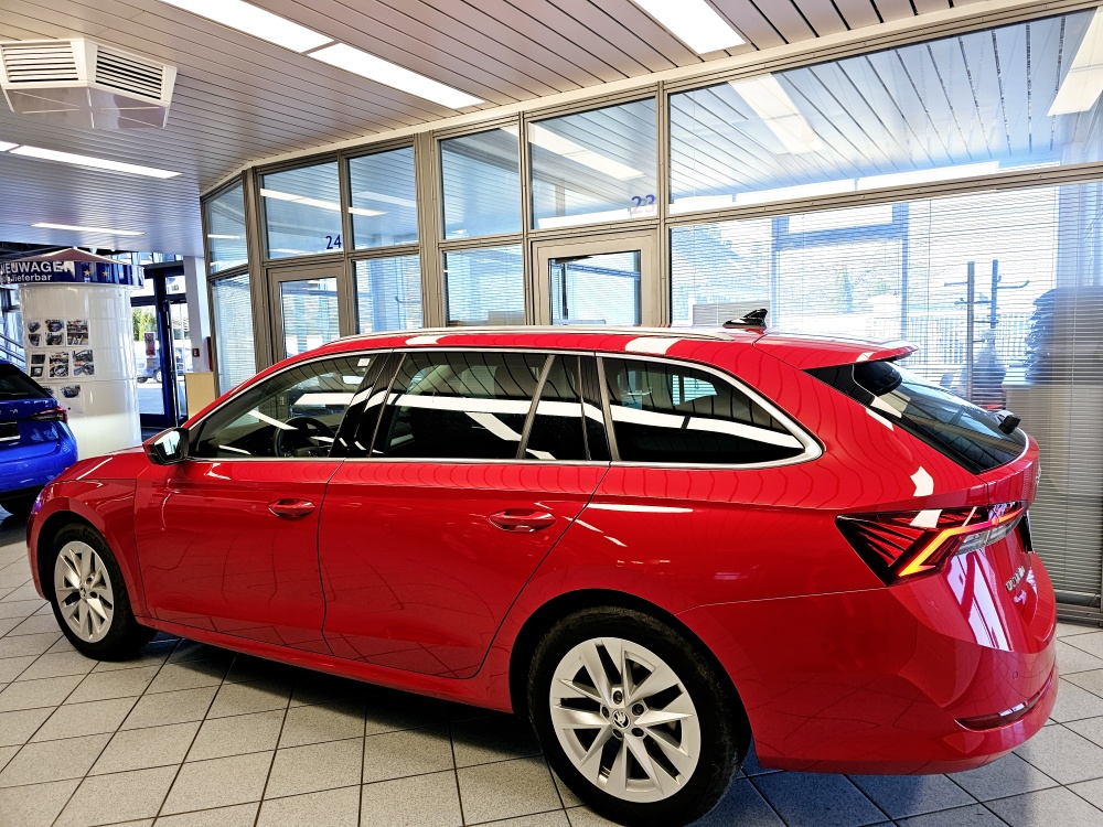 Skoda Octavia Combi  bei Hoffmann Automobile in Wolfsburg kaufen und sofort mitnehmen - Bild 25