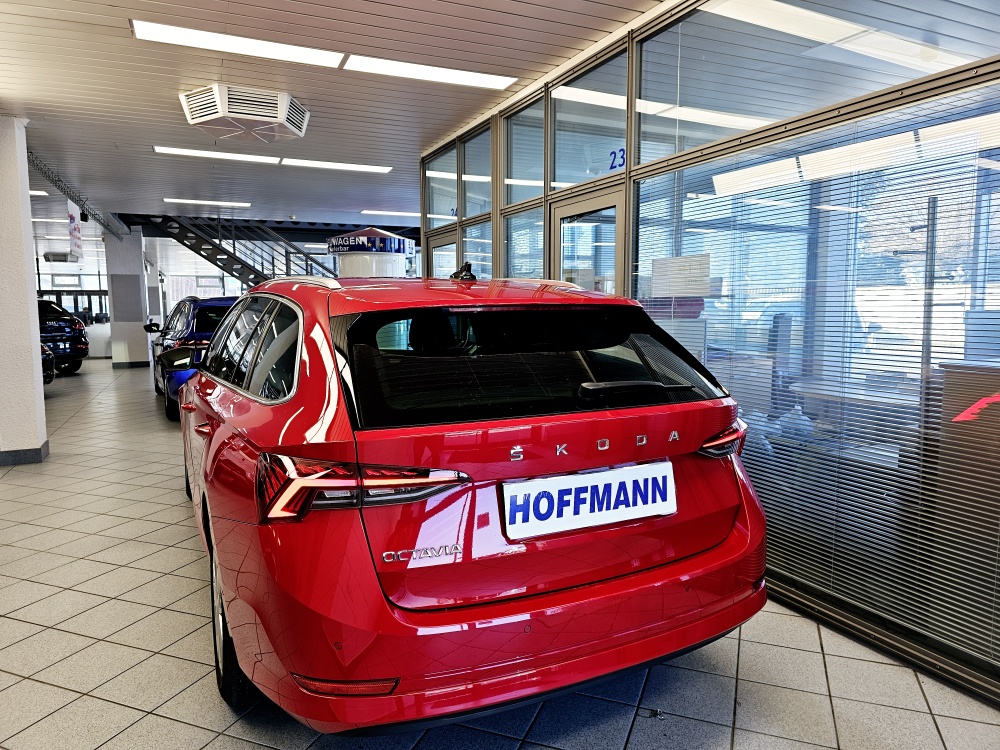 Skoda Octavia Combi  bei Hoffmann Automobile in Wolfsburg kaufen und sofort mitnehmen - Bild 3